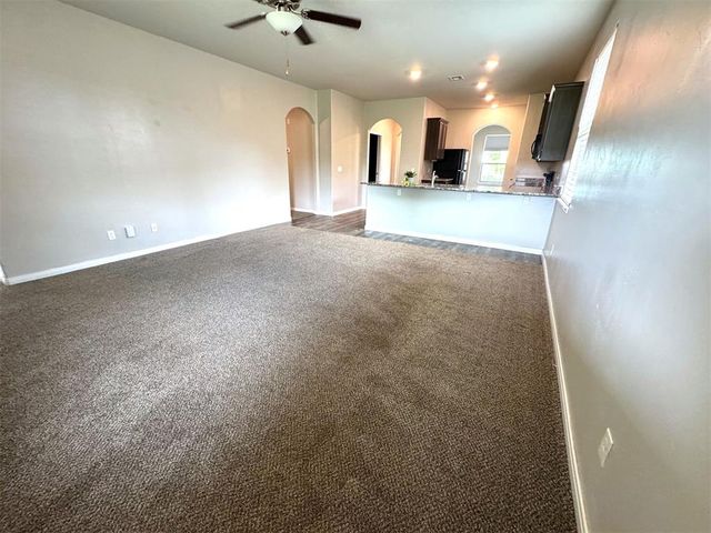 2025 Scarlet Circle, El Reno, OK 73036