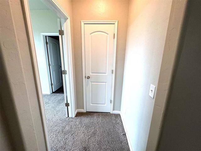 2025 Scarlet Circle, El Reno, OK 73036
