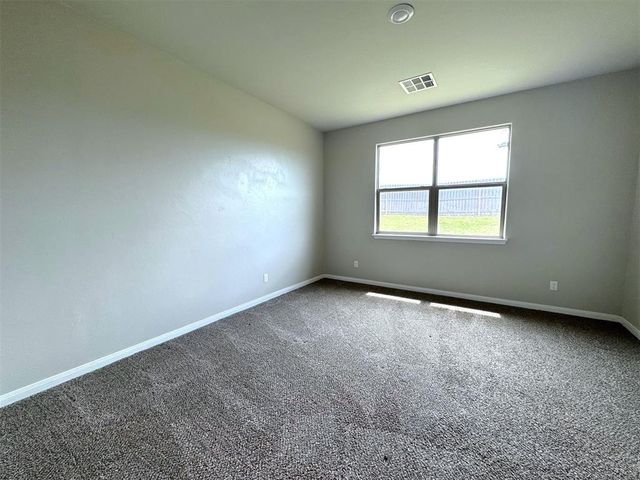 2025 Scarlet Circle, El Reno, OK 73036