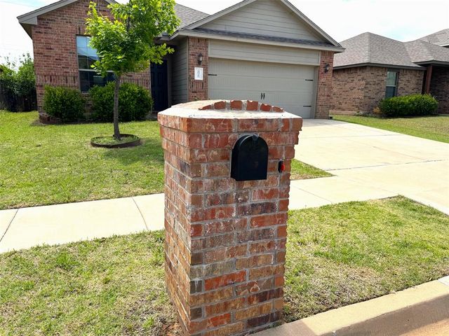 2025 Scarlet Circle, El Reno, OK 73036
