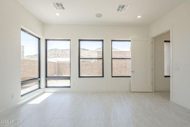 14125 E HIGHLAND Avenue, Fountain Hills, AZ 85268