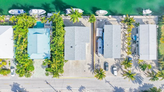 E 857 Caribbean Drive, Summerland Key, FL 33042