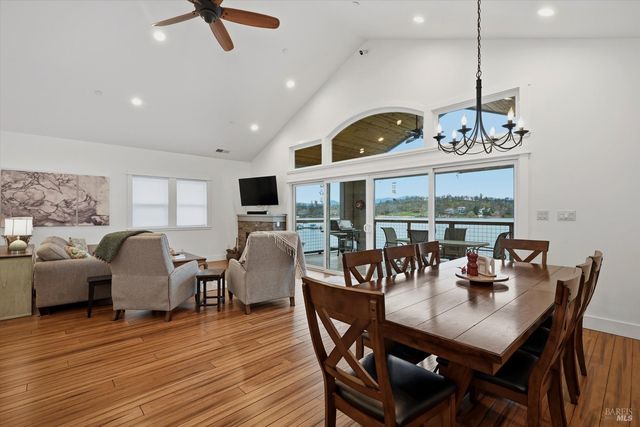 18793 N Shore Dr, Hidden Valley Lake, CA 95467