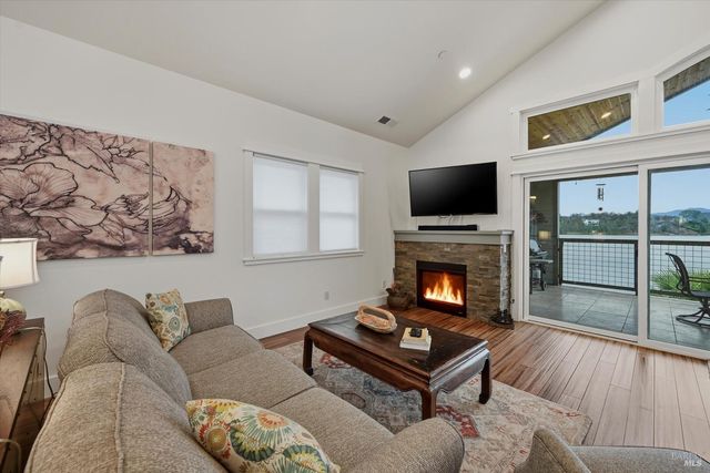 18793 N Shore Dr, Hidden Valley Lake, CA 95467