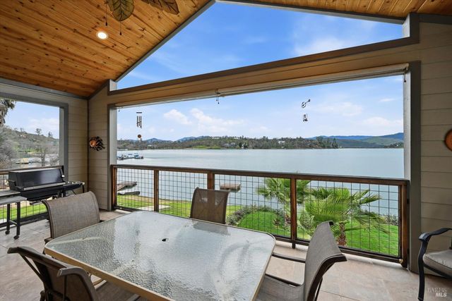 18793 N Shore Dr, Hidden Valley Lake, CA 95467