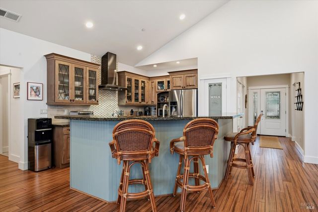 18793 N Shore Dr, Hidden Valley Lake, CA 95467