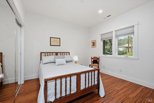 18793 N Shore Dr, Hidden Valley Lake, CA 95467