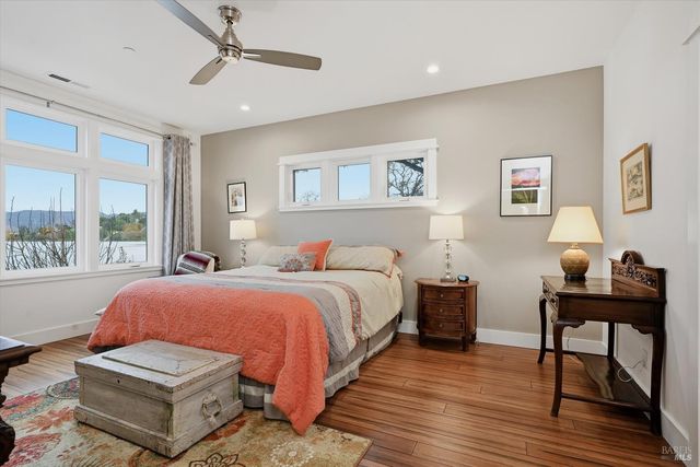 18793 N Shore Dr, Hidden Valley Lake, CA 95467