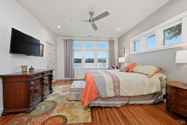 18793 N Shore Dr, Hidden Valley Lake, CA 95467