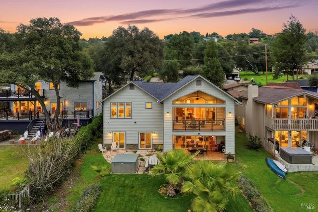 18793 N Shore Dr, Hidden Valley Lake, CA 95467