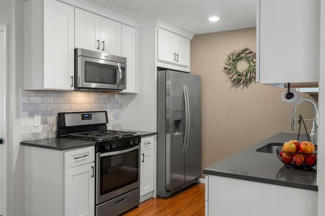 2500 Xylon Avenue S, Saint Louis Park, MN 55426