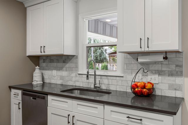 2500 Xylon Avenue S, Saint Louis Park, MN 55426