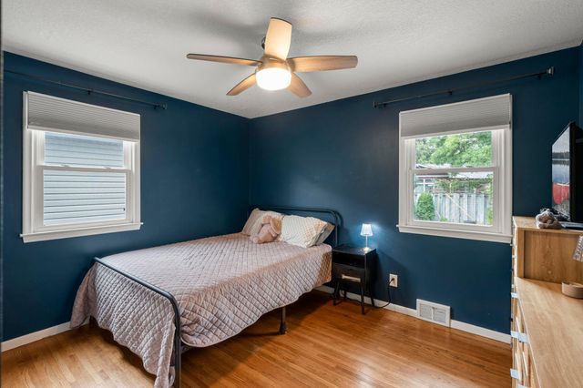 2500 Xylon Avenue S, Saint Louis Park, MN 55426