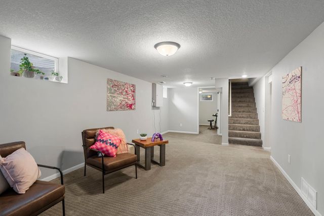 2500 Xylon Avenue S, Saint Louis Park, MN 55426