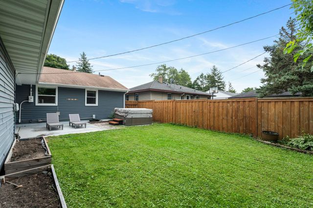 2500 Xylon Avenue S, Saint Louis Park, MN 55426