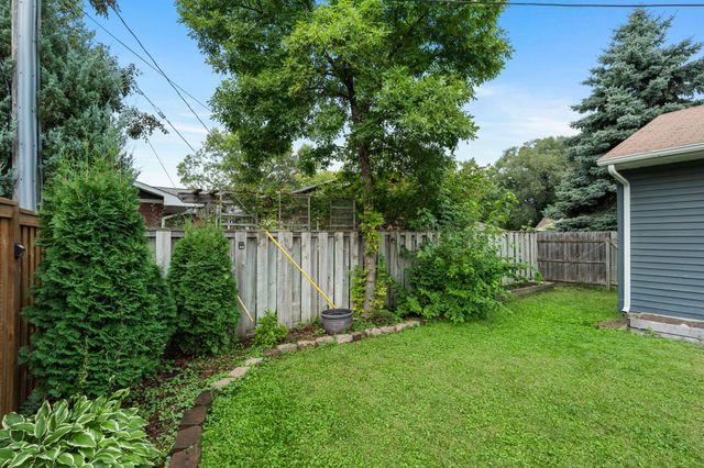 2500 Xylon Avenue S, Saint Louis Park, MN 55426