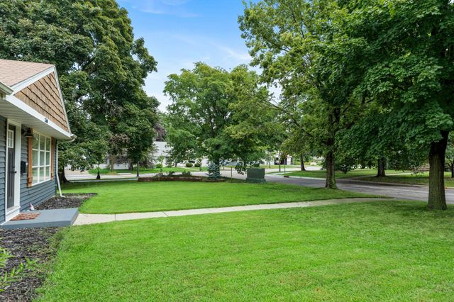 2500 Xylon Avenue S, Saint Louis Park, MN 55426