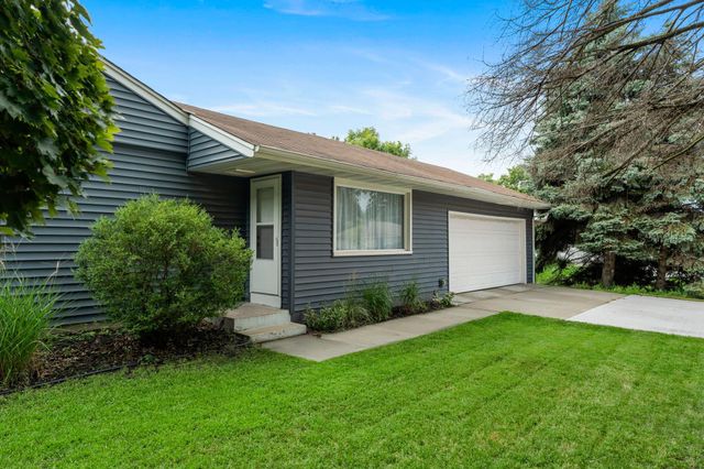 2500 Xylon Avenue S, Saint Louis Park, MN 55426