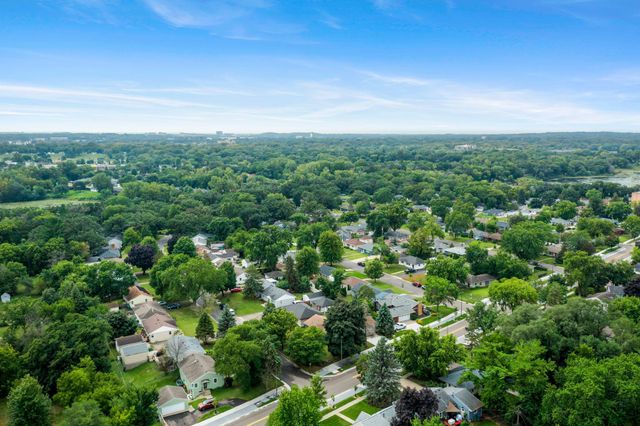2500 Xylon Avenue S, Saint Louis Park, MN 55426