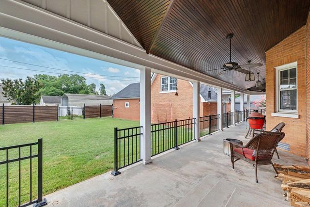 406 W Narroway Street, Benton, AR 72015