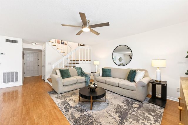 2218 MCMAHON COURT 1038, Orlando, FL 32812