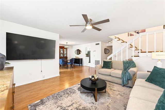 2218 MCMAHON COURT 1038, Orlando, FL 32812