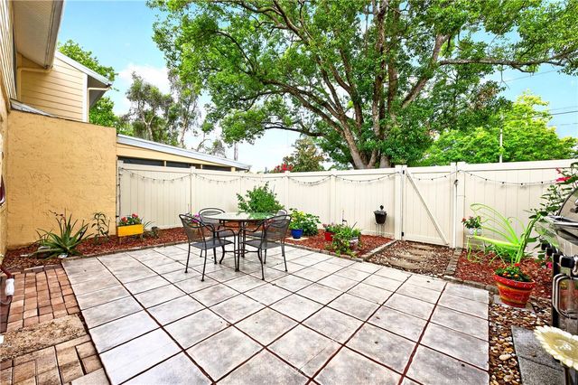 2218 MCMAHON COURT 1038, Orlando, FL 32812