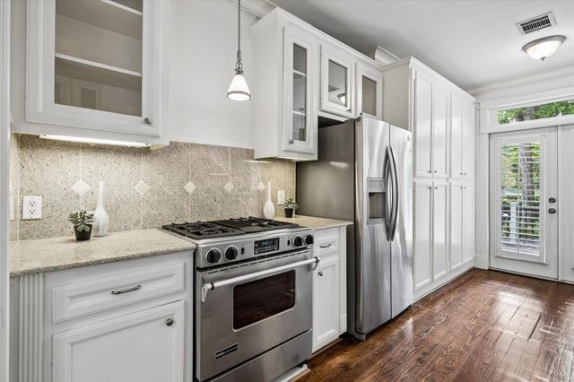 1115 Harvard Street, Houston, TX 77008