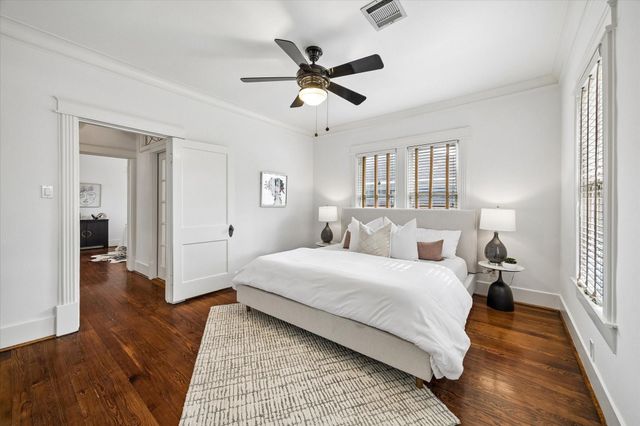 1115 Harvard Street, Houston, TX 77008