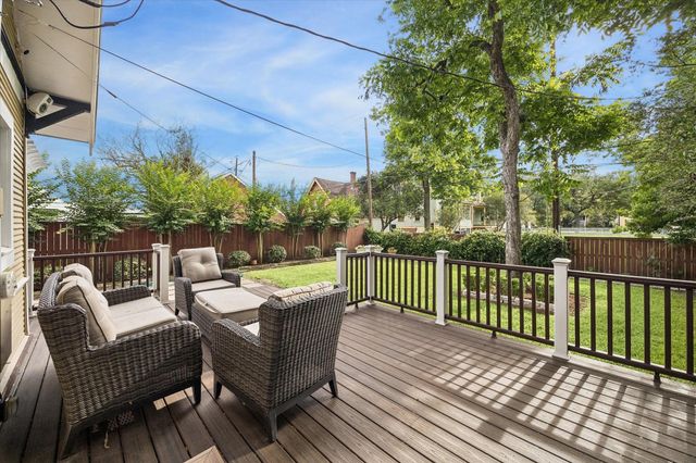 1115 Harvard Street, Houston, TX 77008