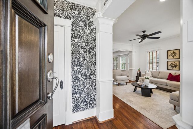 1115 Harvard Street, Houston, TX 77008