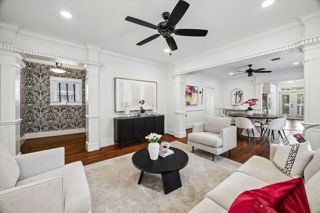 1115 Harvard Street, Houston, TX 77008
