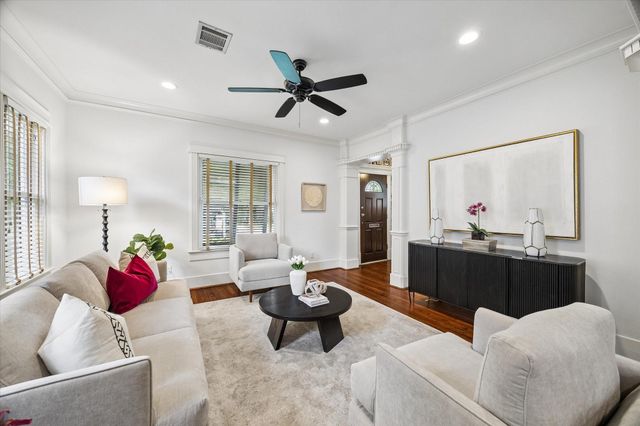 1115 Harvard Street, Houston, TX 77008