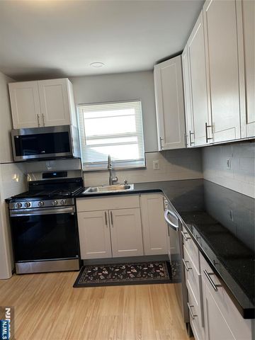 433 5TH Street 2ND, Palisades Park, NJ 07650