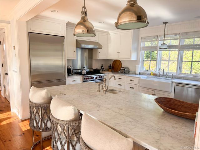 112 Central Avenue, Amagansett, NY 11930