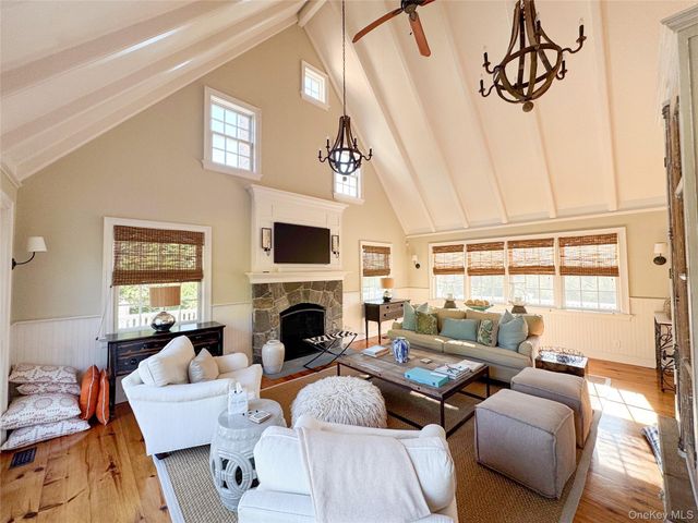 112 Central Avenue, Amagansett, NY 11930