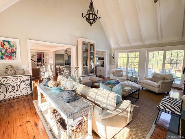 112 Central Avenue, Amagansett, NY 11930