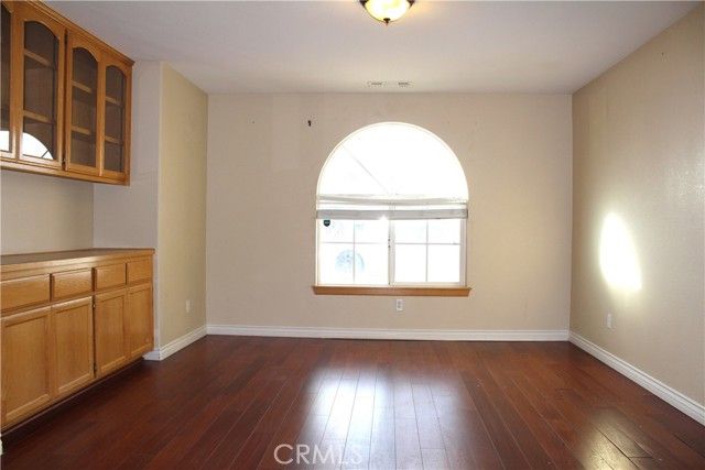 16263 Chiwi Road, Apple Valley, CA 92307