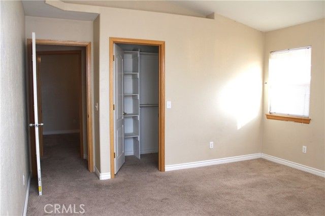 16263 Chiwi Road, Apple Valley, CA 92307