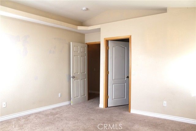 16263 Chiwi Road, Apple Valley, CA 92307