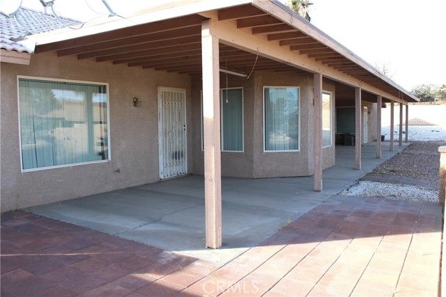 16263 Chiwi Road, Apple Valley, CA 92307