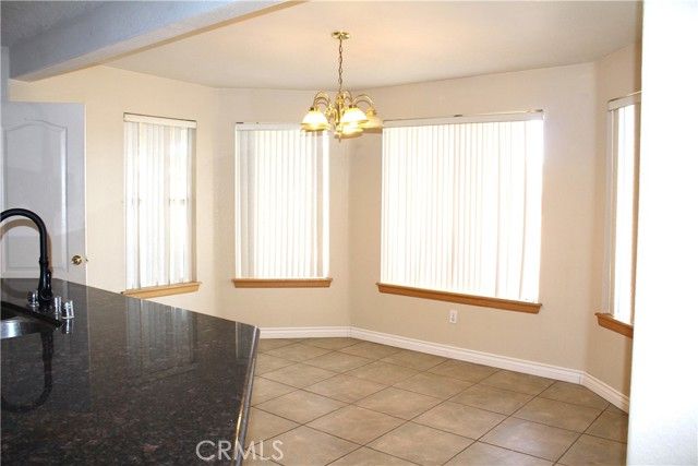 16263 Chiwi Road, Apple Valley, CA 92307