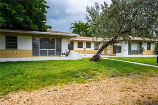 1812 NE 20th Avenue 1, Fort Lauderdale, FL 33305