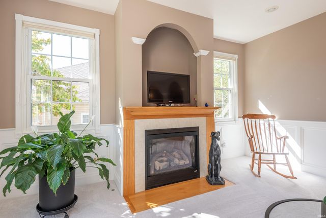 933 S Fenbrook Court, Bloomington, IN 47401