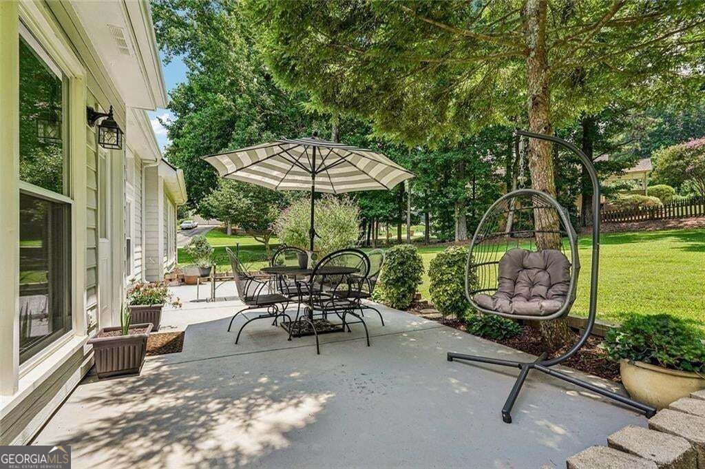 162 St Martin Drive, Suwanee, GA 30024 — photo 2