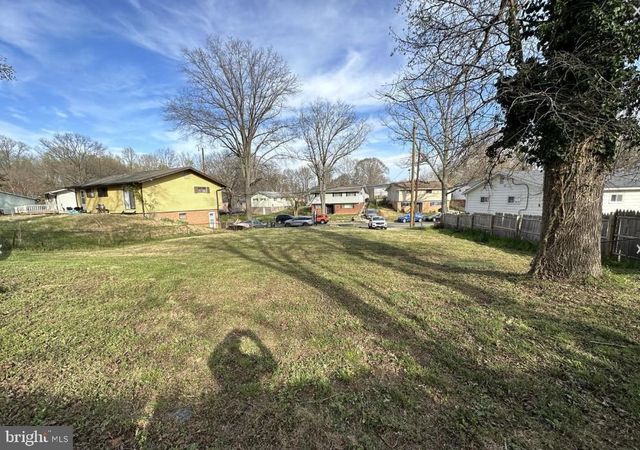 1307 ASHEVILLE RD, District Heights, MD 20747