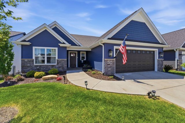6216 Deere Creek Lane, Davenport, IA 52807