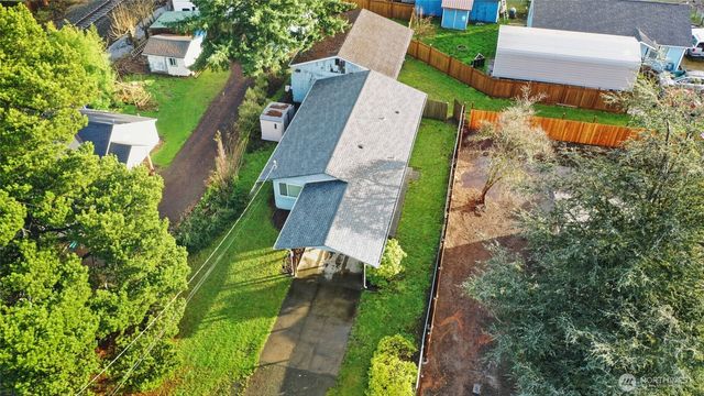 418 N 13th Street, Elma, WA 98541