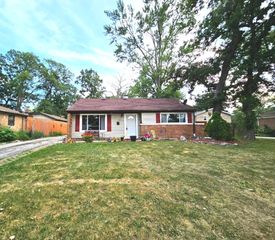 355 Oswego Street, Park Forest, IL 60466