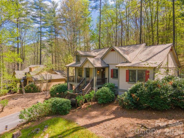 82 Meadow Ridge Court, Tuckasegee, NC 28783